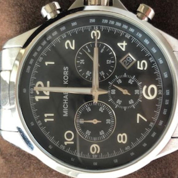 Michael Kors MK 8113 - Picture 1 of 4